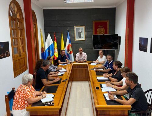 El Ayuntamiento de La Aldea de San Nicolás y la comunidad educativa celebran la primera reunión del curso 2023-2024