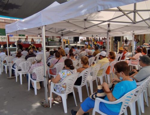 La Aldea homenajea a los comercios con más de 60 años de actividad en el municipio