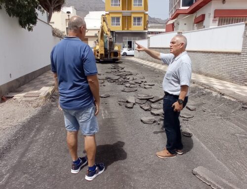 El Ayuntamiento de La Aldea pone en marcha un plan de asfaltado municipal que mejorará la seguridad y condiciones del tránsito de una decena de calles del municipio