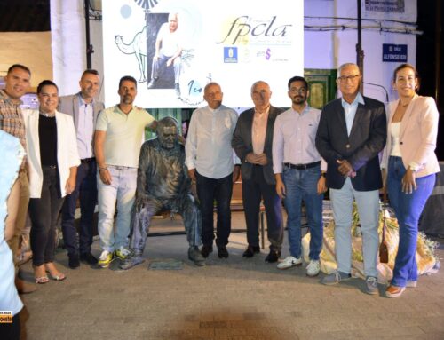 La Aldea inaugura la estatua dedicada al vecino y referente cultural y patrimonial Pedro Navarro Rodríguez ‘Ico’